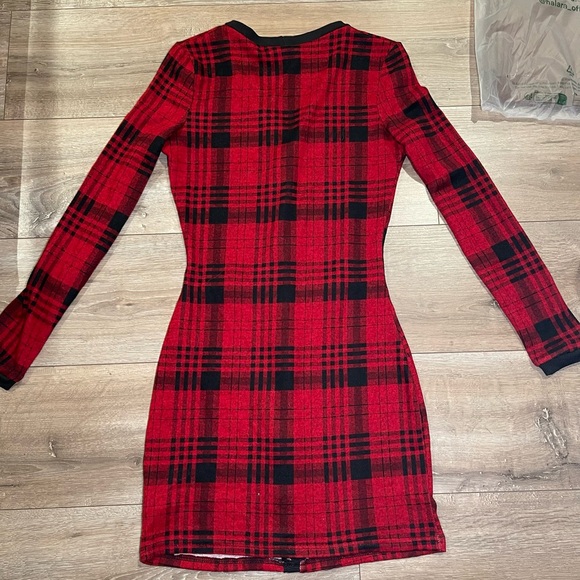 Red Plaid dress - Picture 2 of 3